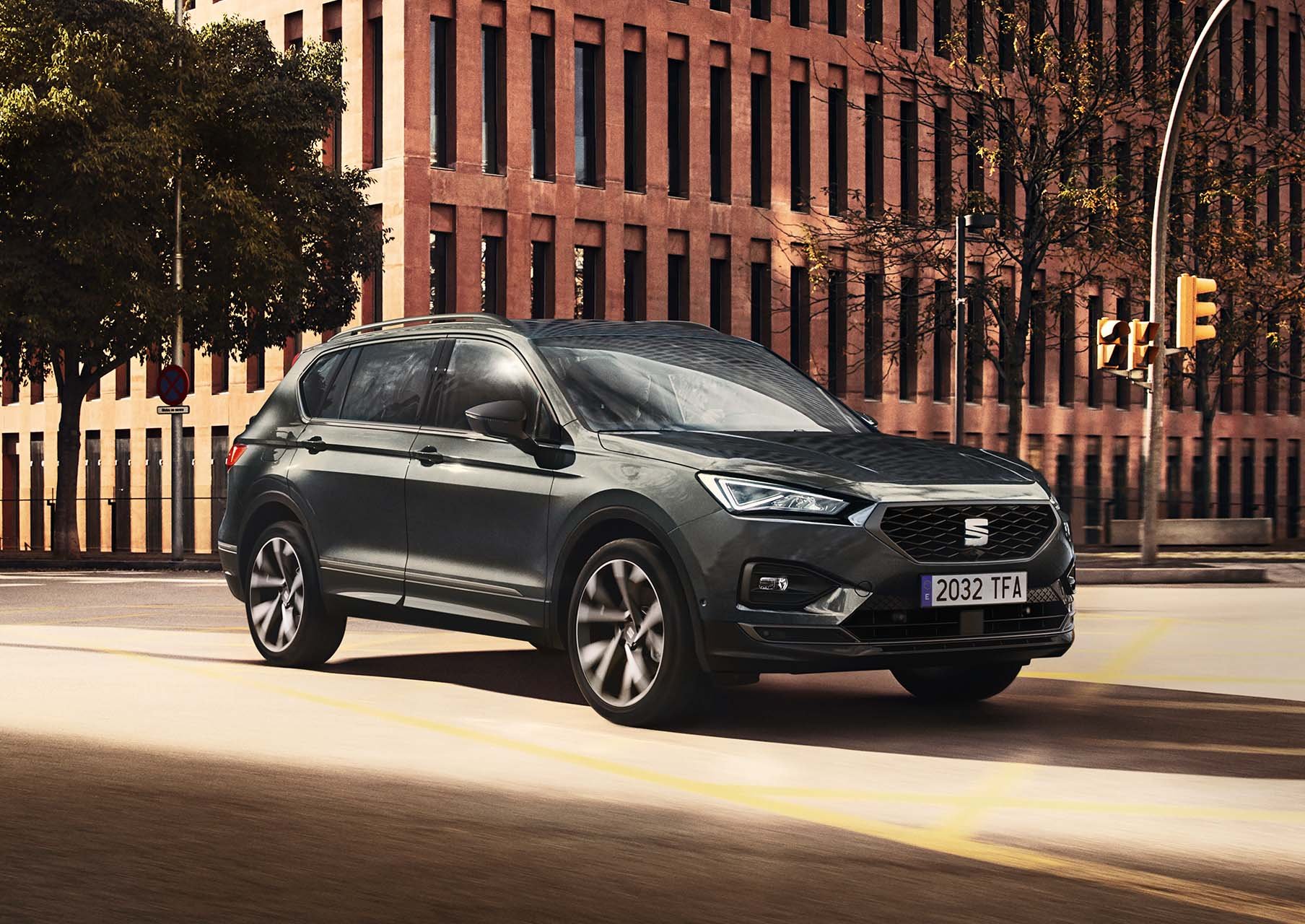 Seat Tarraco i stadsmiljö
